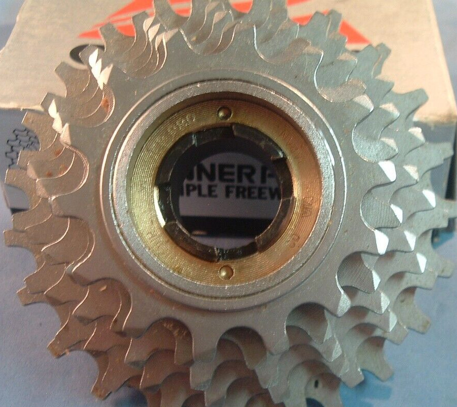 SunTour Winner Pro 6-Spd 14T-24T Freewheel NEW / NOS Road Vintage- Mint-1986-NIB