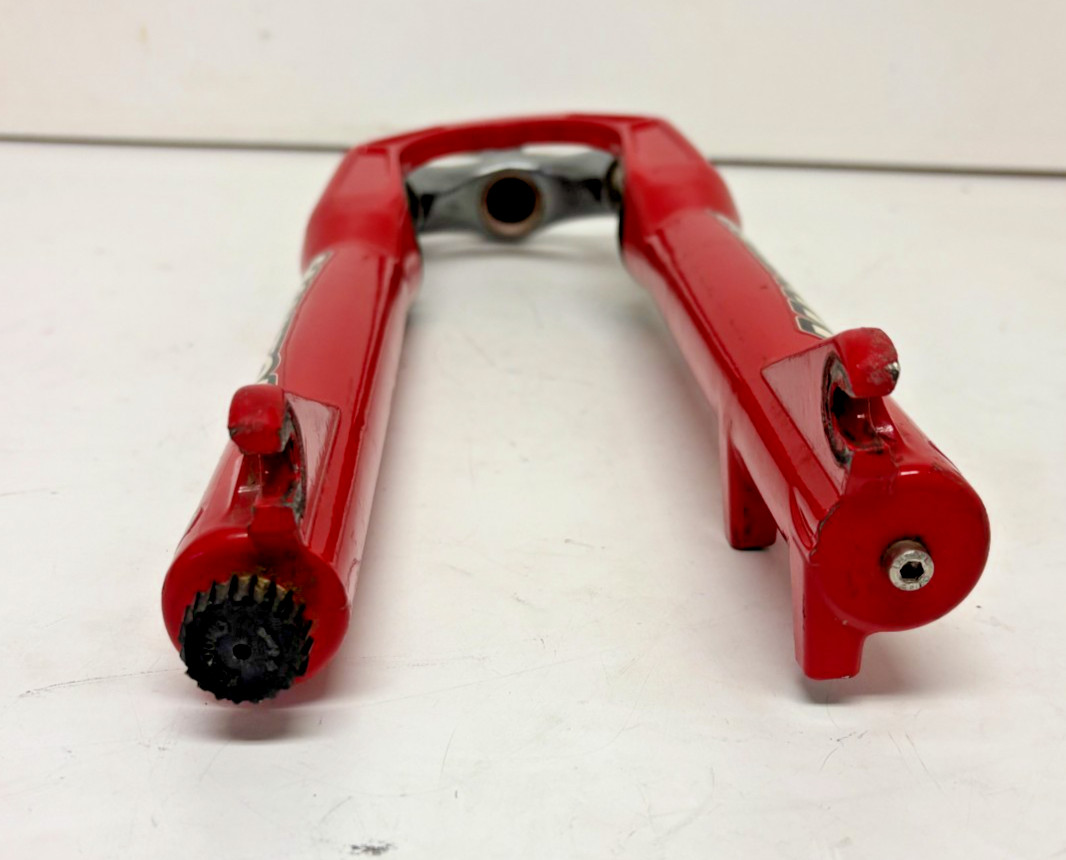 Manitou 26″ QR Disc Air Shock Suspension Fork 155mm 1-1/8″ Threadless Steerer