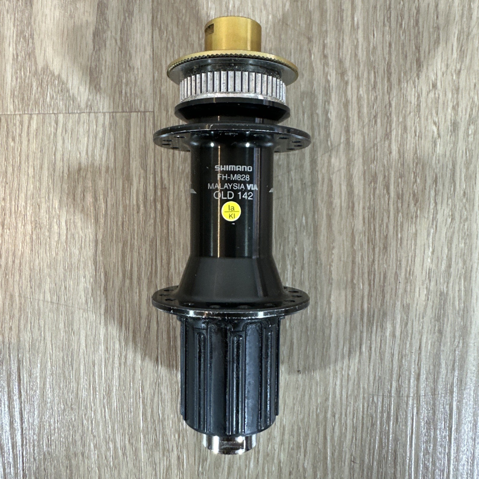 Shimano FH-M828 Rear Hub 142mm OLD 32H Malaysia Mountain Bike MTB