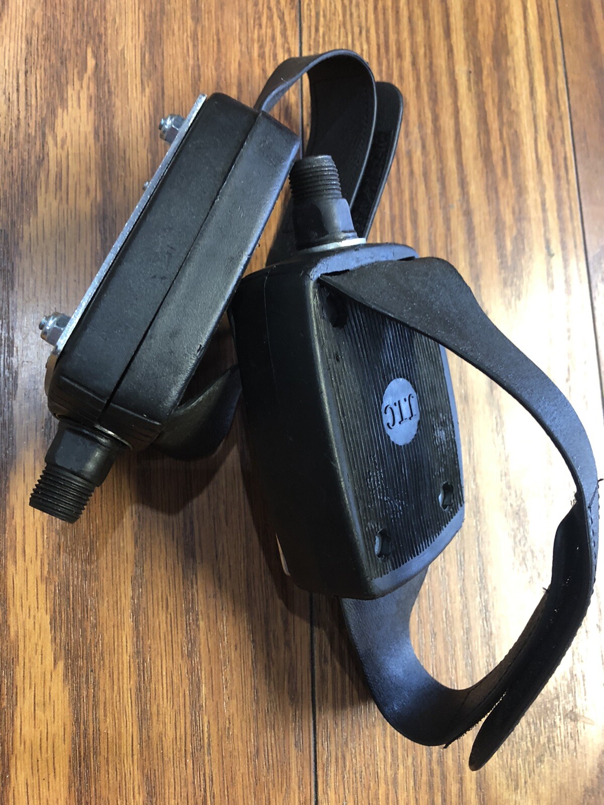 JTC 9/16″ Exerciser Bicycle Foot Strap Pedals NOS