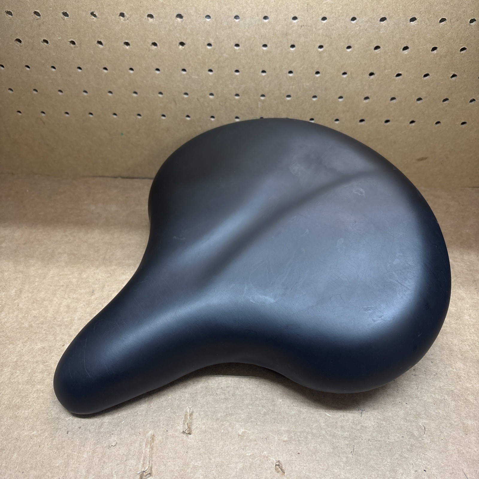 SCHWINN EXTRA WIDE COMFORTABLE SADDLE SEAT BICYCLE BLACK