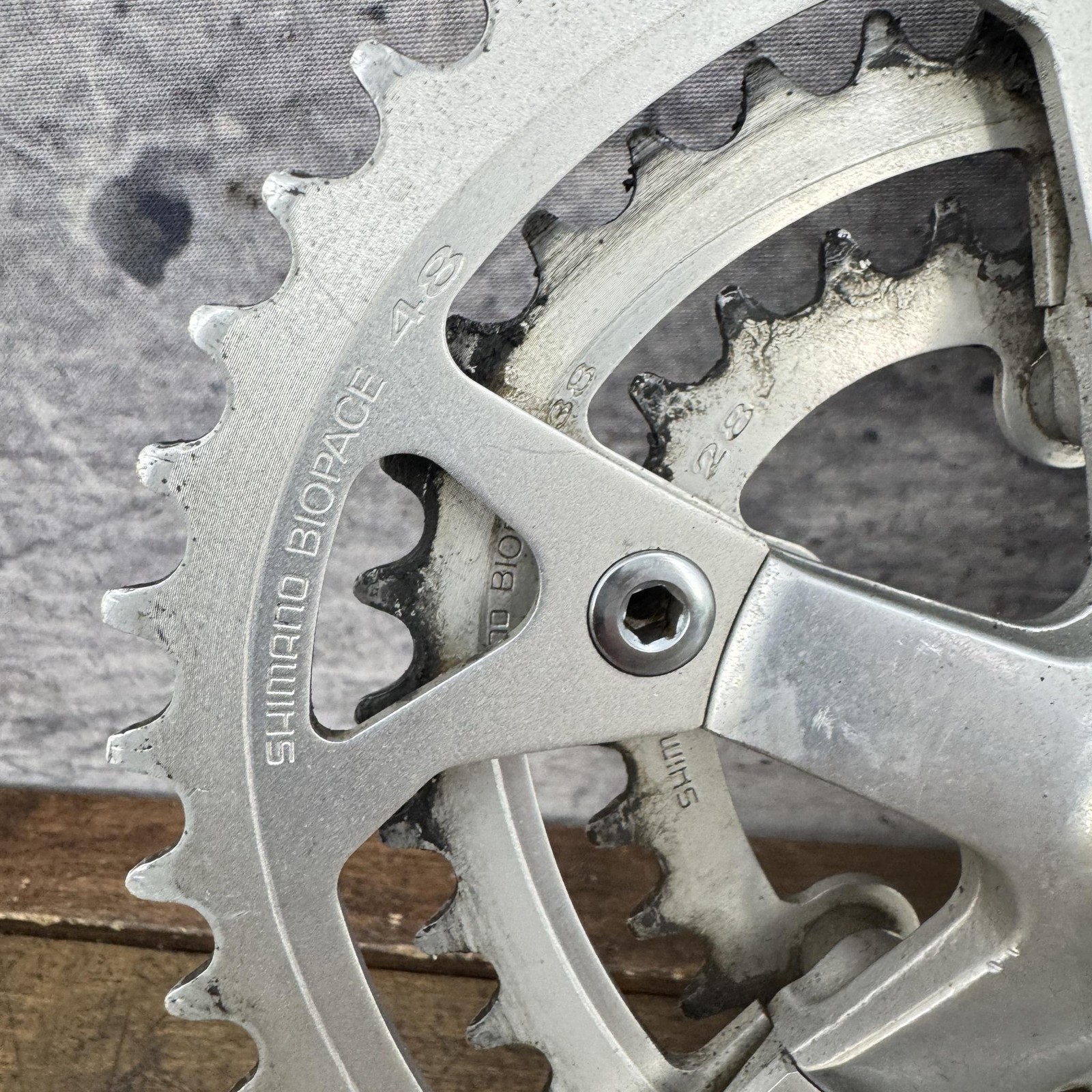 Vintage Shimano FC-B124 Crankset 175mm 110 BCD Biopace Triple Chainring MTB ATB