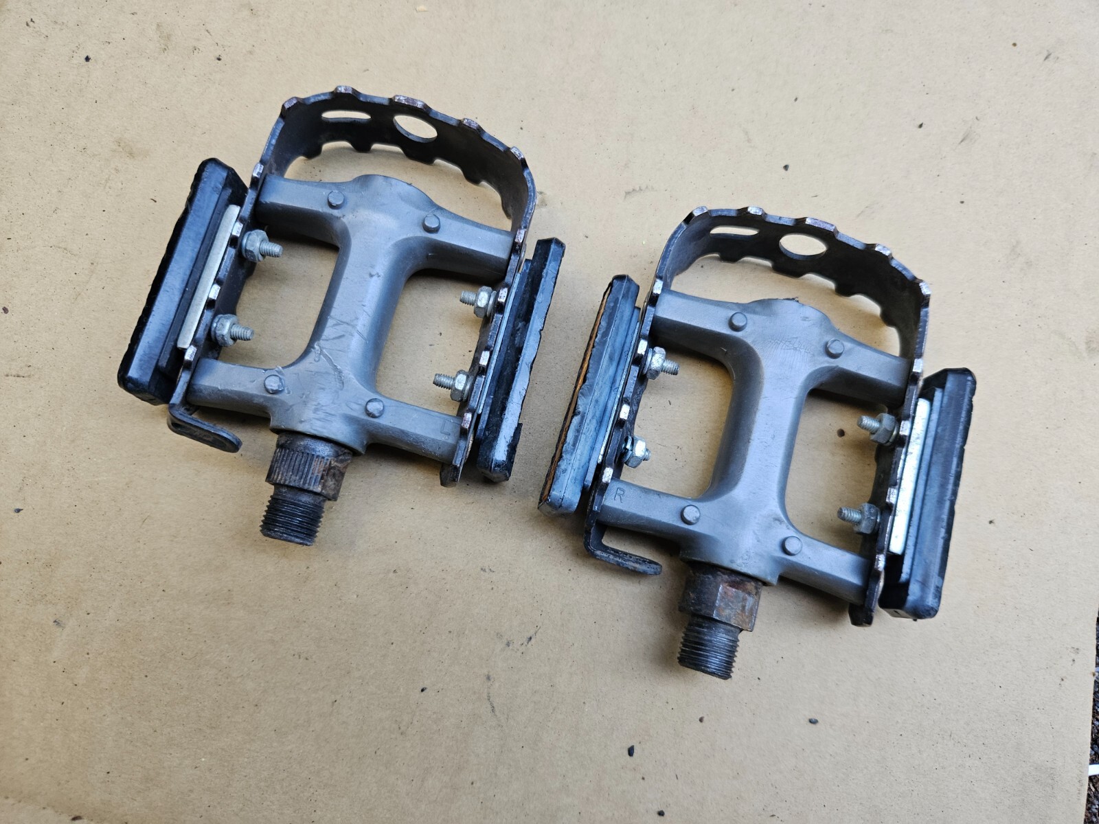 Vintage Hung Kuang VP-866S Mountain Bike Platform Pedals 9/16″ (Deore XT clone)