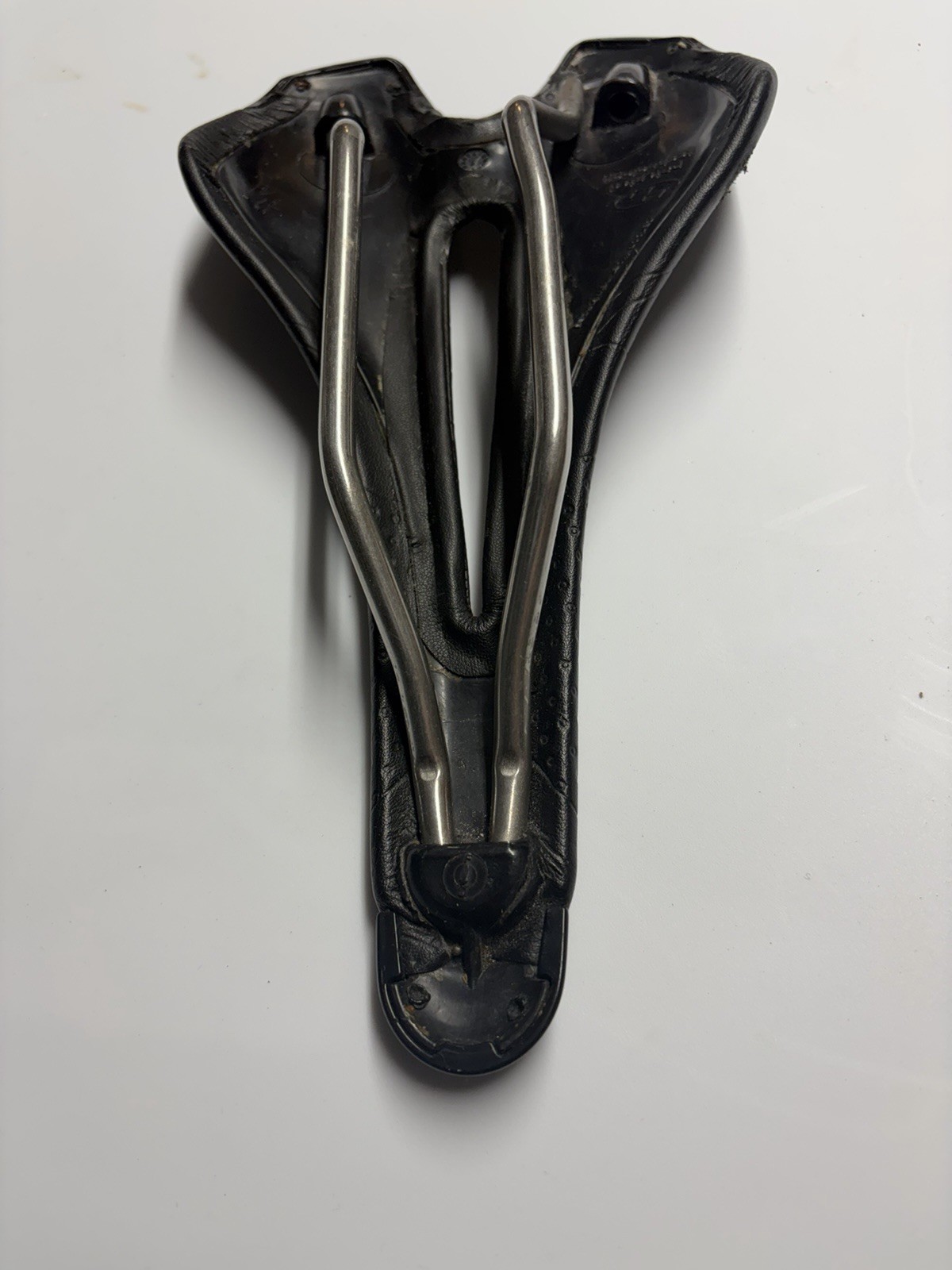Specialized Toupe Ti143 Saddle Black Titanium Rails Bicycle Seat