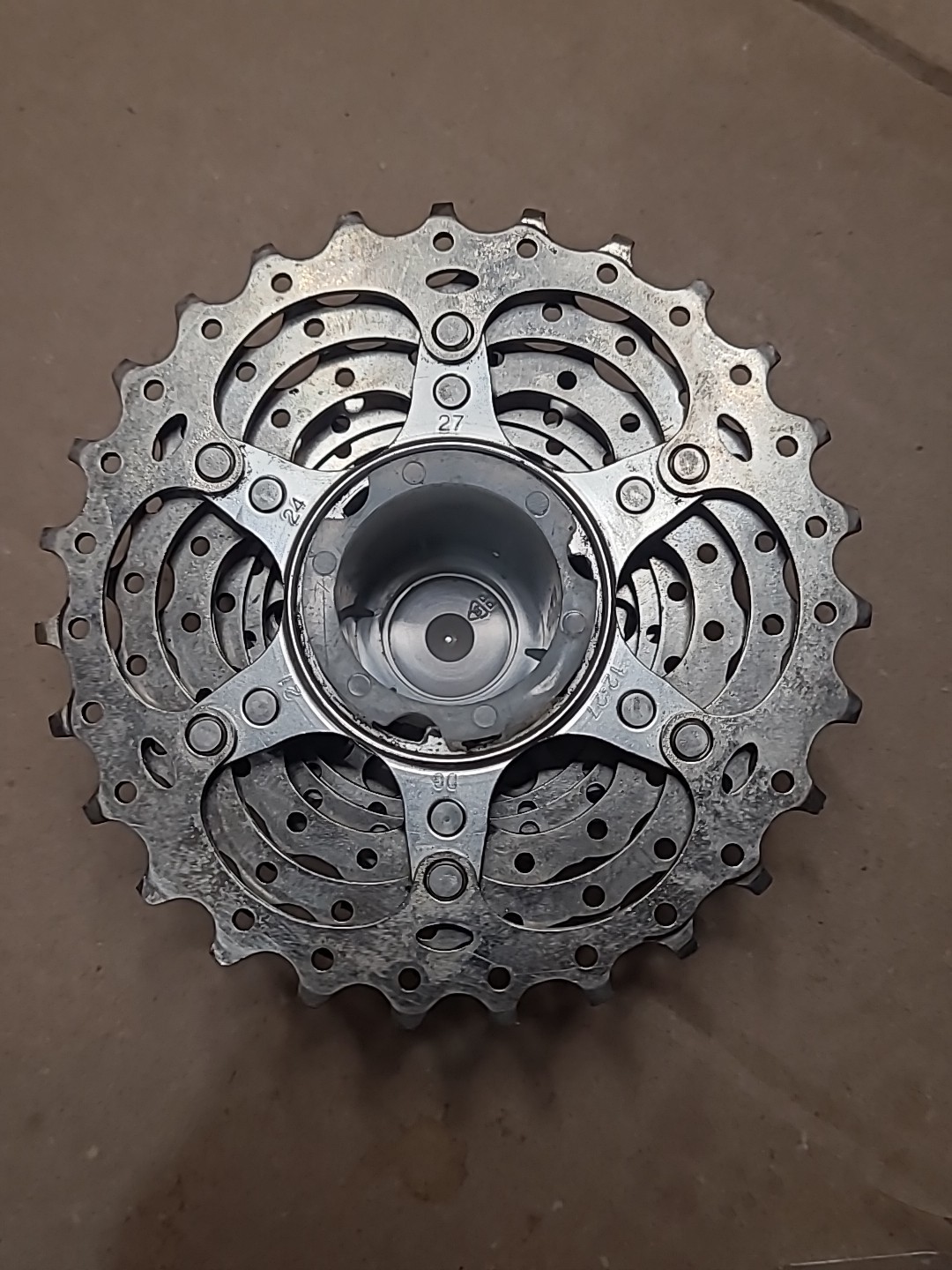 Shimano hyperglide Cs-5600 40 N.m HG 10 Speed Bicycle Cassette Sprocket