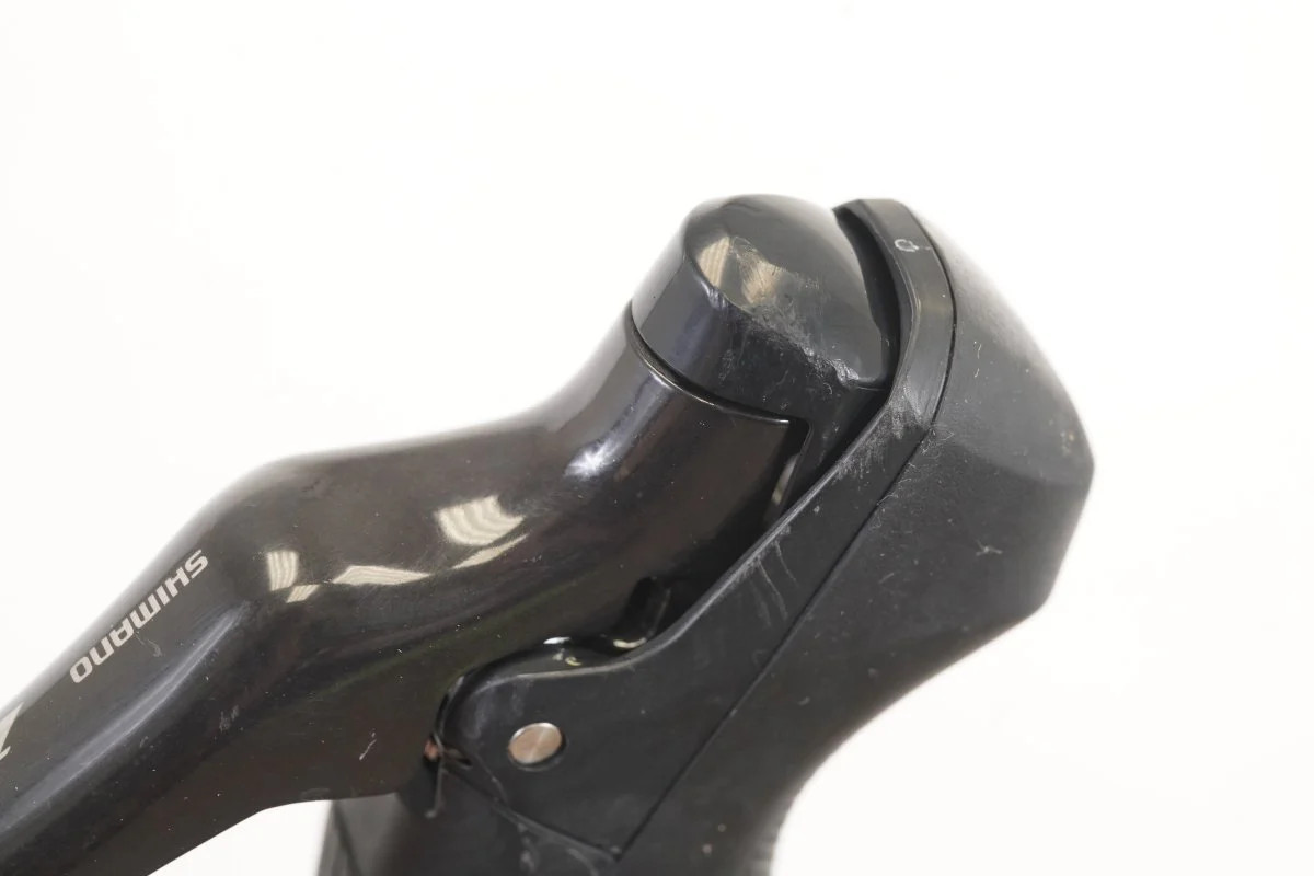 Shimano 105 ST-R7000 11 Speed Mechanical Rim Brake Shifters 7000