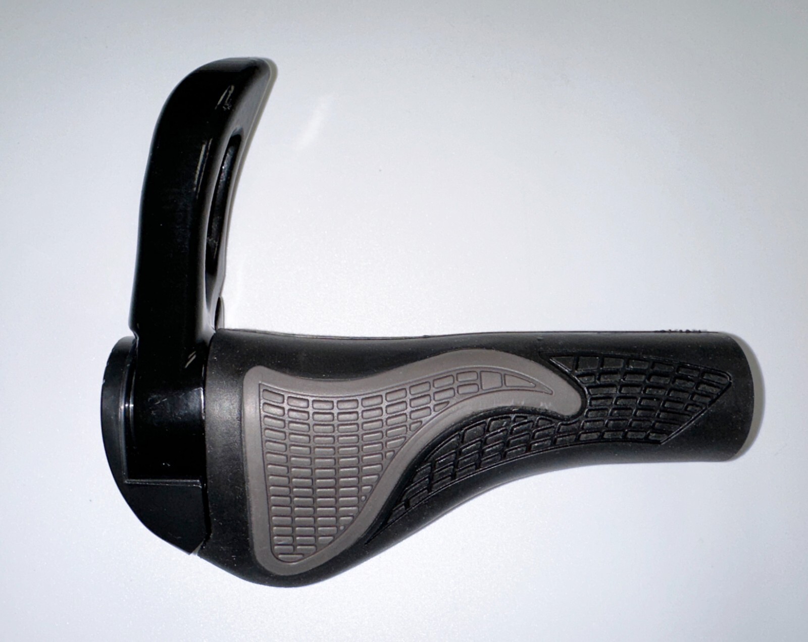 Cycling Deal MTB Bike Bicycle Anti-Slip Ergonomic Handlebar Grips with Bar-End