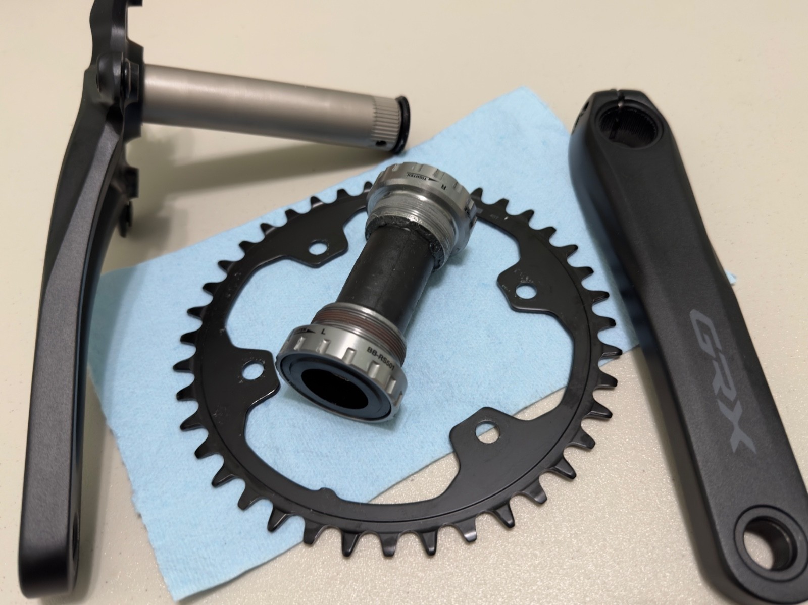 New Shimano GRX FC-RX610 Crankset 1 x 12-Speed, 172.5mm, 110BCD 40T, take off.