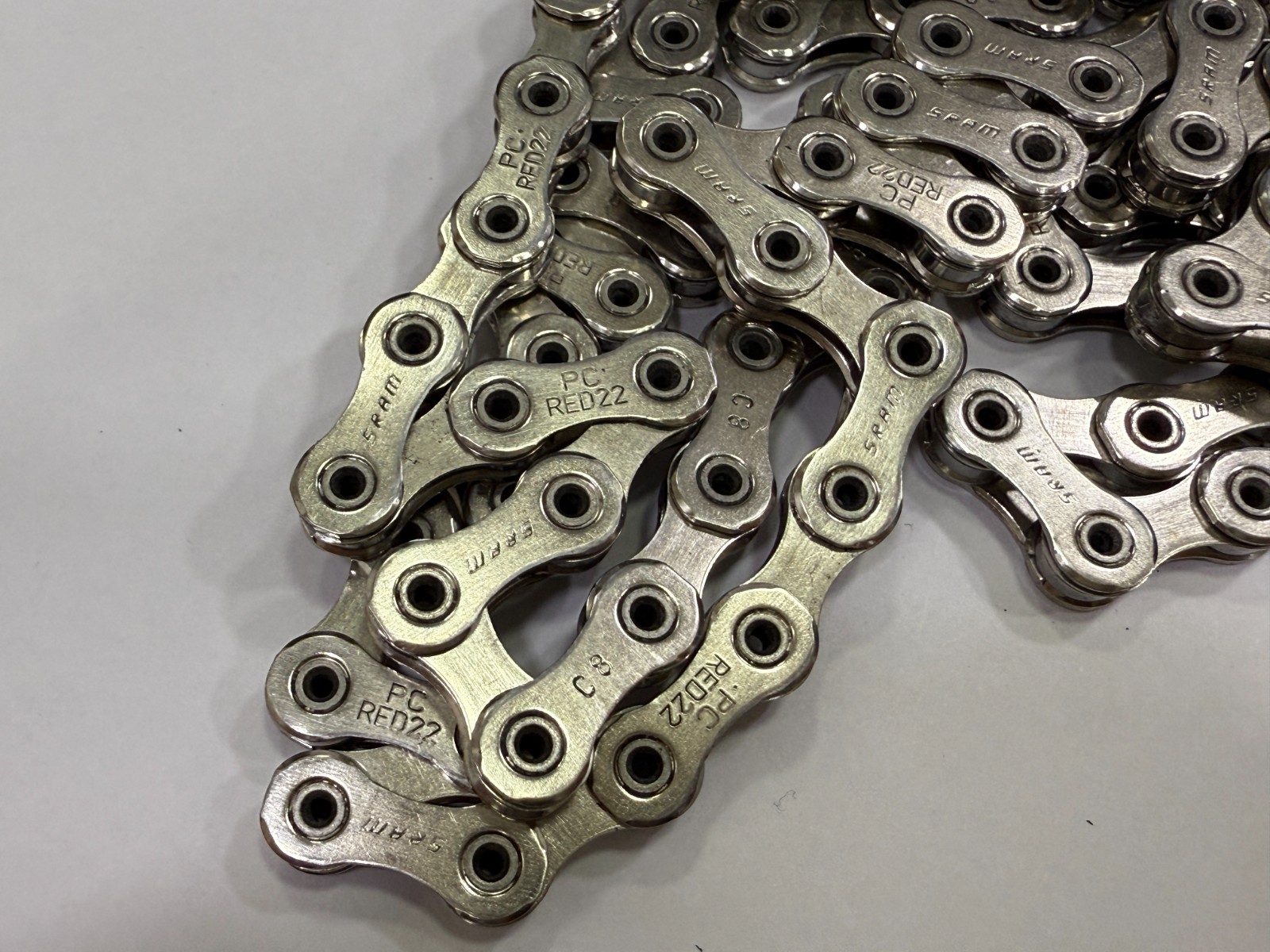 (Used) Sram PC Red 22 11Speed C8 Bicycle Chain (106Links)