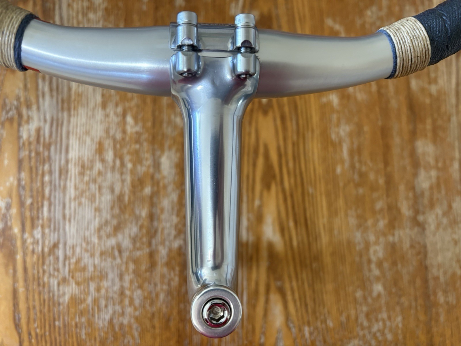 Rivendell Nitto Fillet Face Plater-31.8 (CR60-3F) 110 mm w/Nitto Albatross Bar