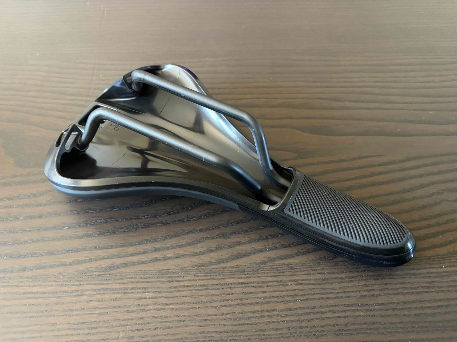 Brompton Superlight Carbon Saddle T line Mint
