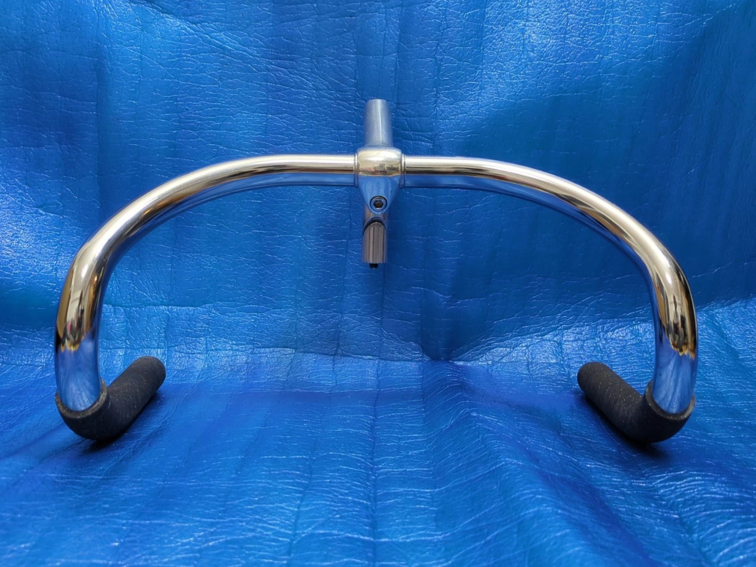 Nitto B123 Steel 370mm NJS Handlebar + Nitto 100mm AA Stem + Champ Grips