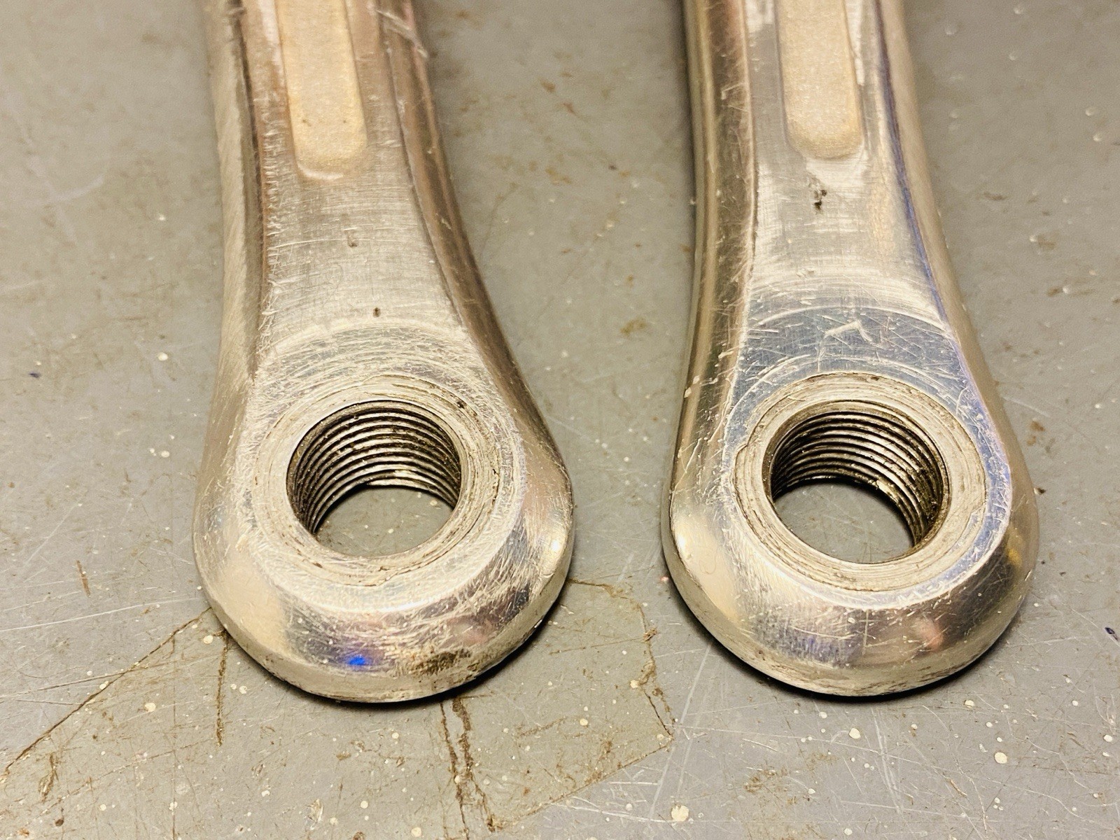Vintage VGC 1981 Sugino Super Maxy Crankset 165mm 50.4BCD JIS w/ Dust Caps