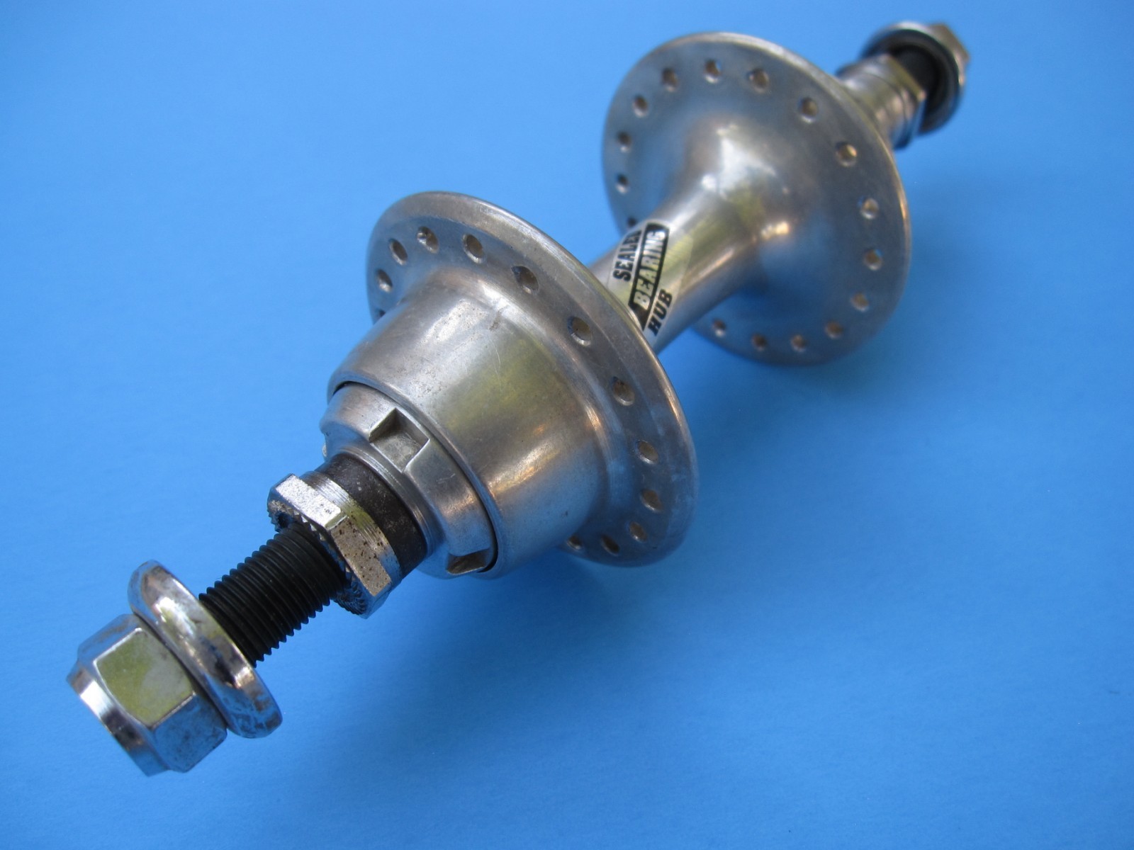 vintage Suntour Sealed Bearing hubs, 36-hole, nutted, 100/130mm spacing, 1980s