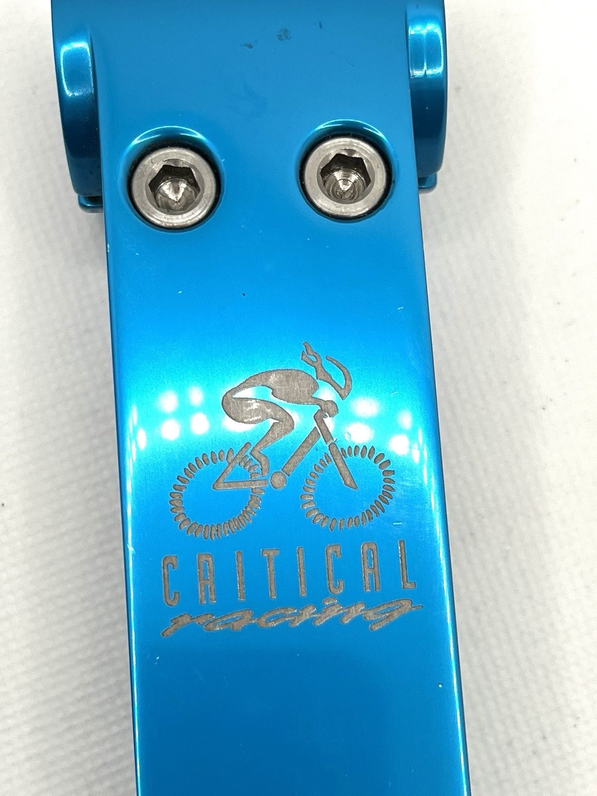 Critical Racing Threadless Stem 1 1/4” X 135mm X 25.4 Blue