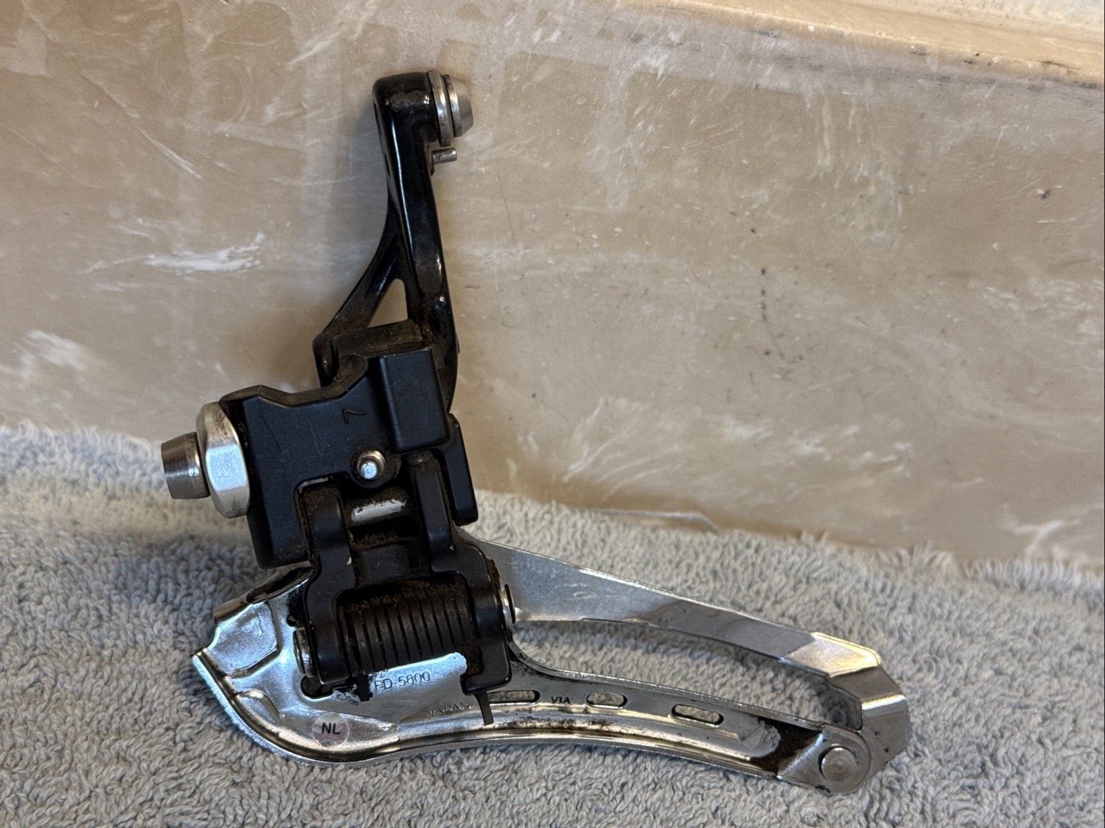 Shimano 105 FD-5800 Front Derailleur 2x 11 Speed Braze-on mount [spu]