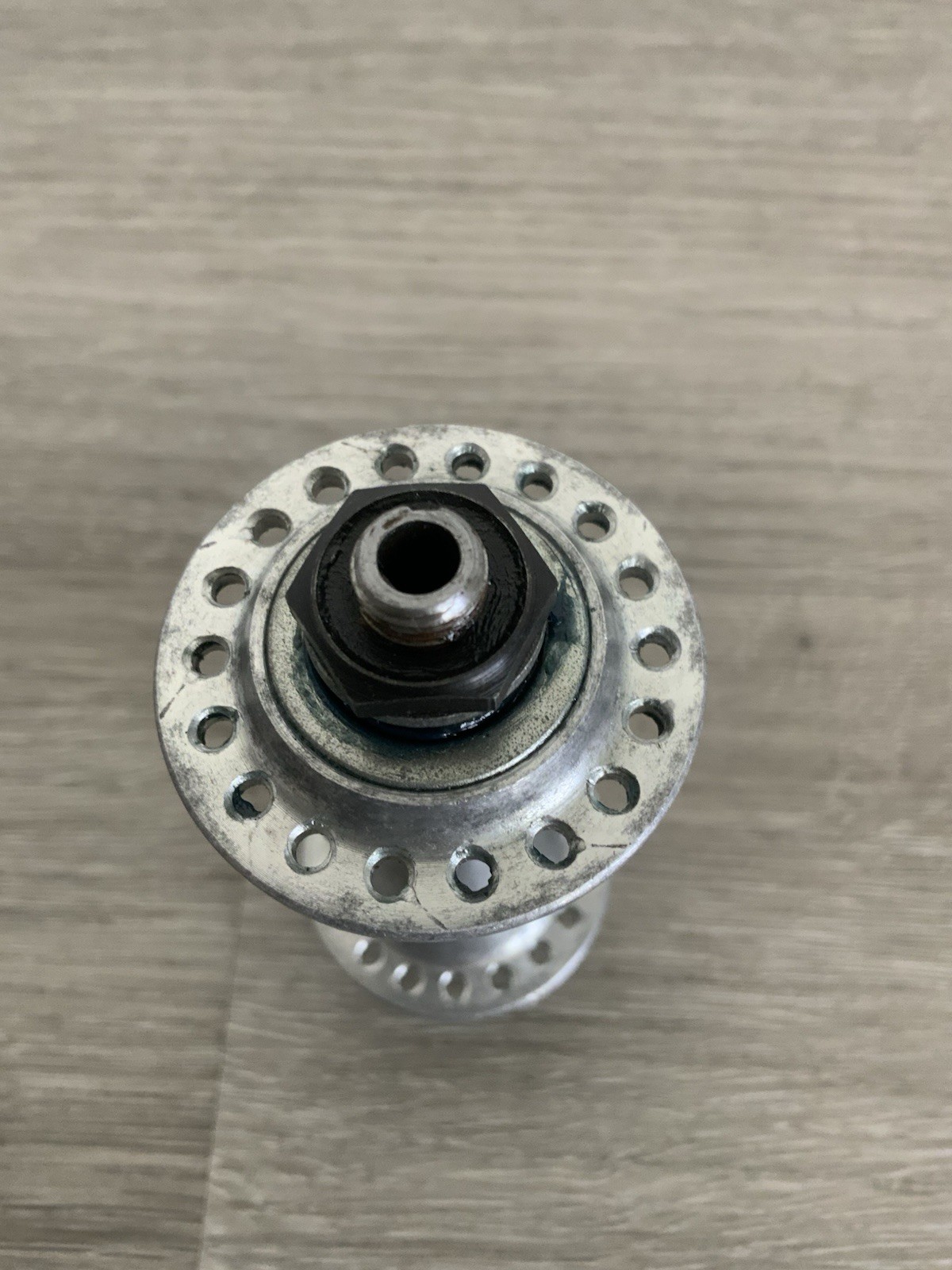MAILLAD FRONT HUB 36 HOLE 100 MM SPACING