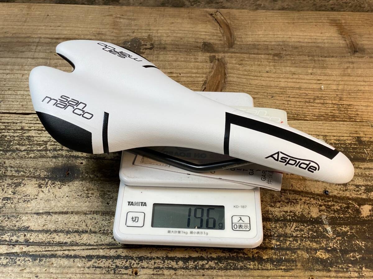 San Marco AspiDE 2 Racing Saddle Narrow XSiLiTE Rails Black and White 196g