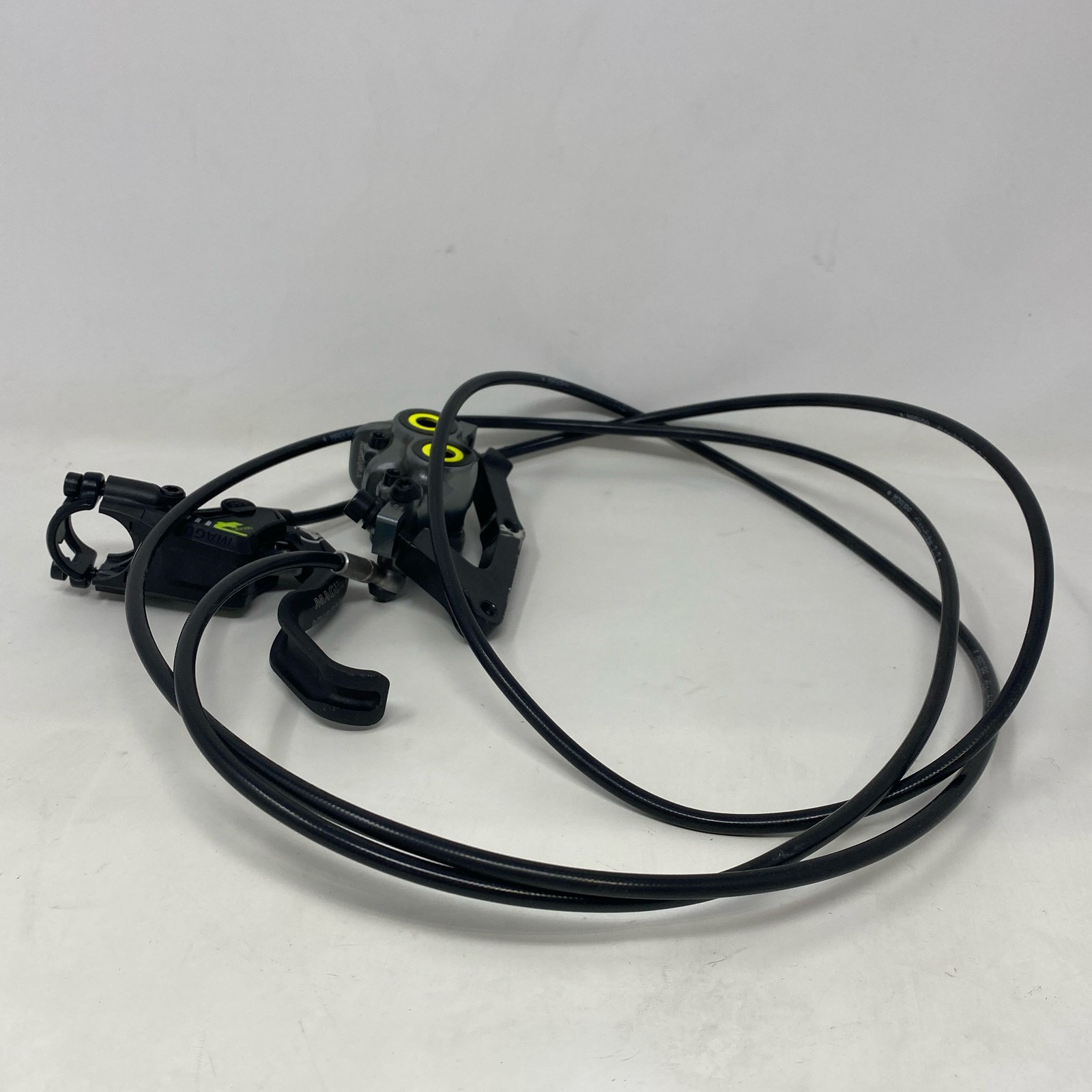 Magura MT7 Pro HC 1-Finger Brake 2200mm Hose Black/Red Single