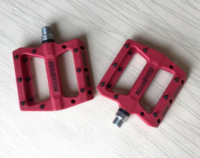 Road MTB Mountain Bike Fixie Bicycle Pedal Bearings Flat Pedals Polyamide Red