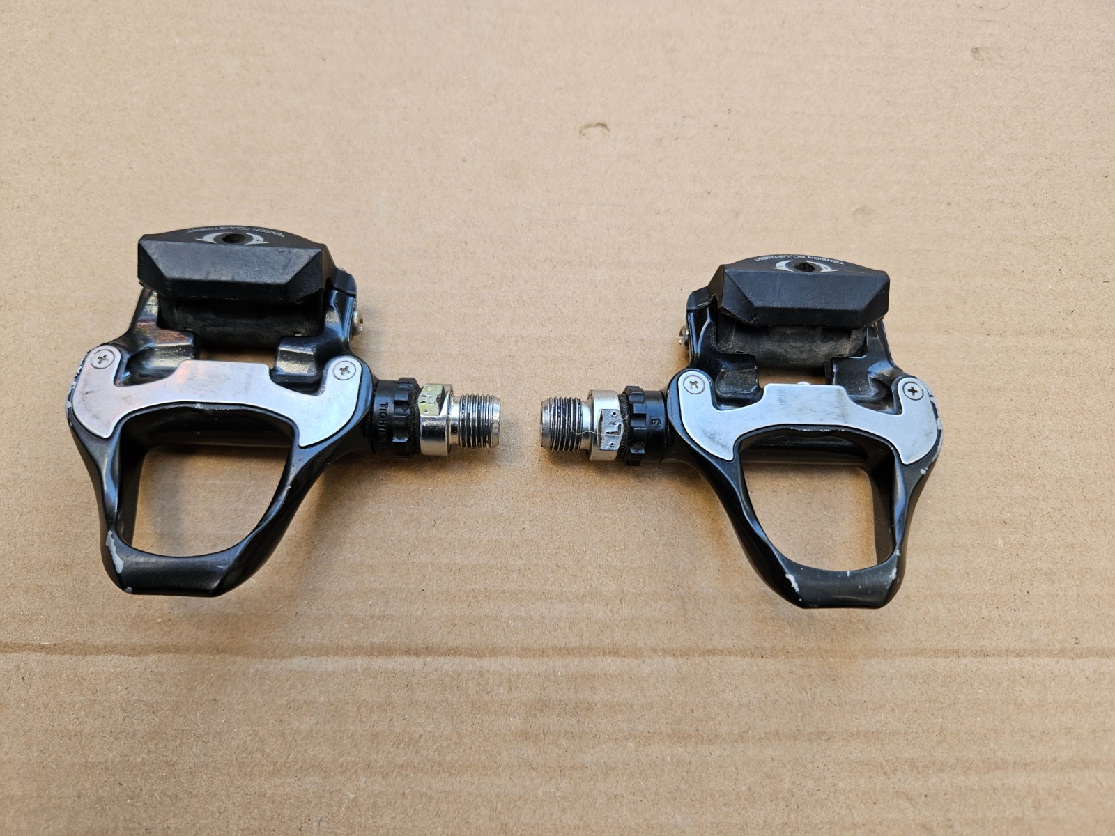 Shimano 105 PD-5610 Clipless Road Bike Pedals Left + Right Set Black