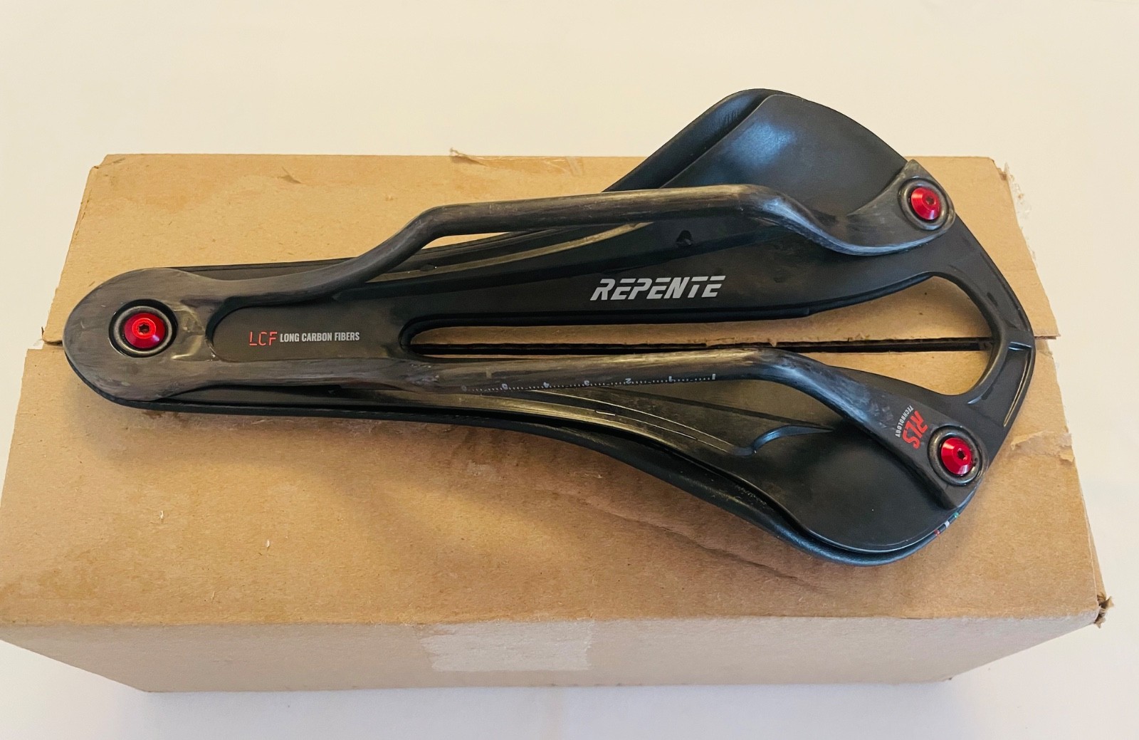 Repente Prime 3.0 saddle with carbon rails, 132×275, 160 grams, Selle Italia