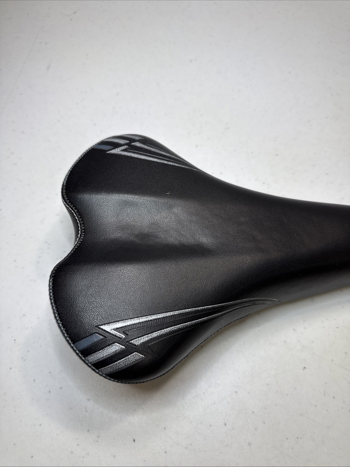 Vintage Bontrager Nebula Saddle 285 mm 170 Mm Wide Hybrid Cruiser Bike