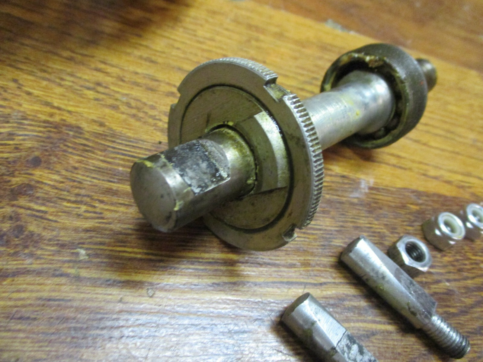VINTAGE NERVAR 52/40T COTTER PINED CRANK SET CHAIN GUARD BOTTOM BRACKET PEDALS