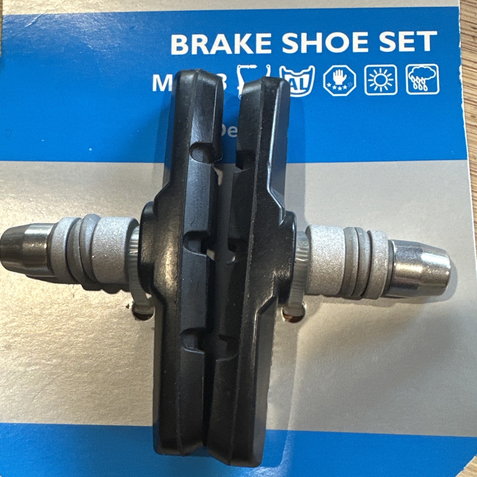 Shimano Brake Shoe And Nut Set / M70T3/One Pair Lx Dx/ Shoe Set Made In Malaysia