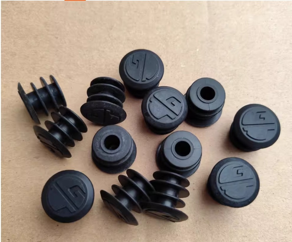 GT bike Handlebar Grip Bar Ends Plugs Cap 1 pair
