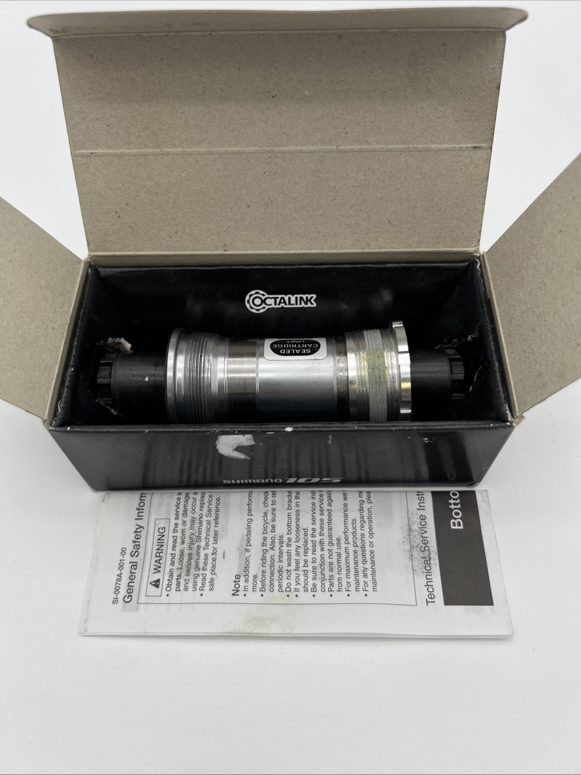 Shimano 105 BB-5500 Octalink V1 68×118.5mm Spline BSA (English) Bottom Bracket