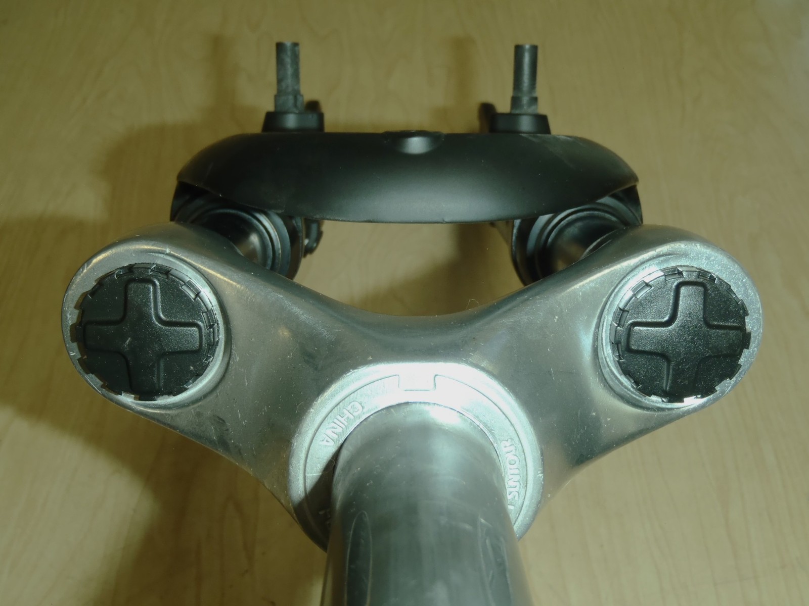 SR SUNTOUR SCHWINN 700C MATTE BLACK BICYCLE SUSPENSION FORK BIKE PARTS 586-2