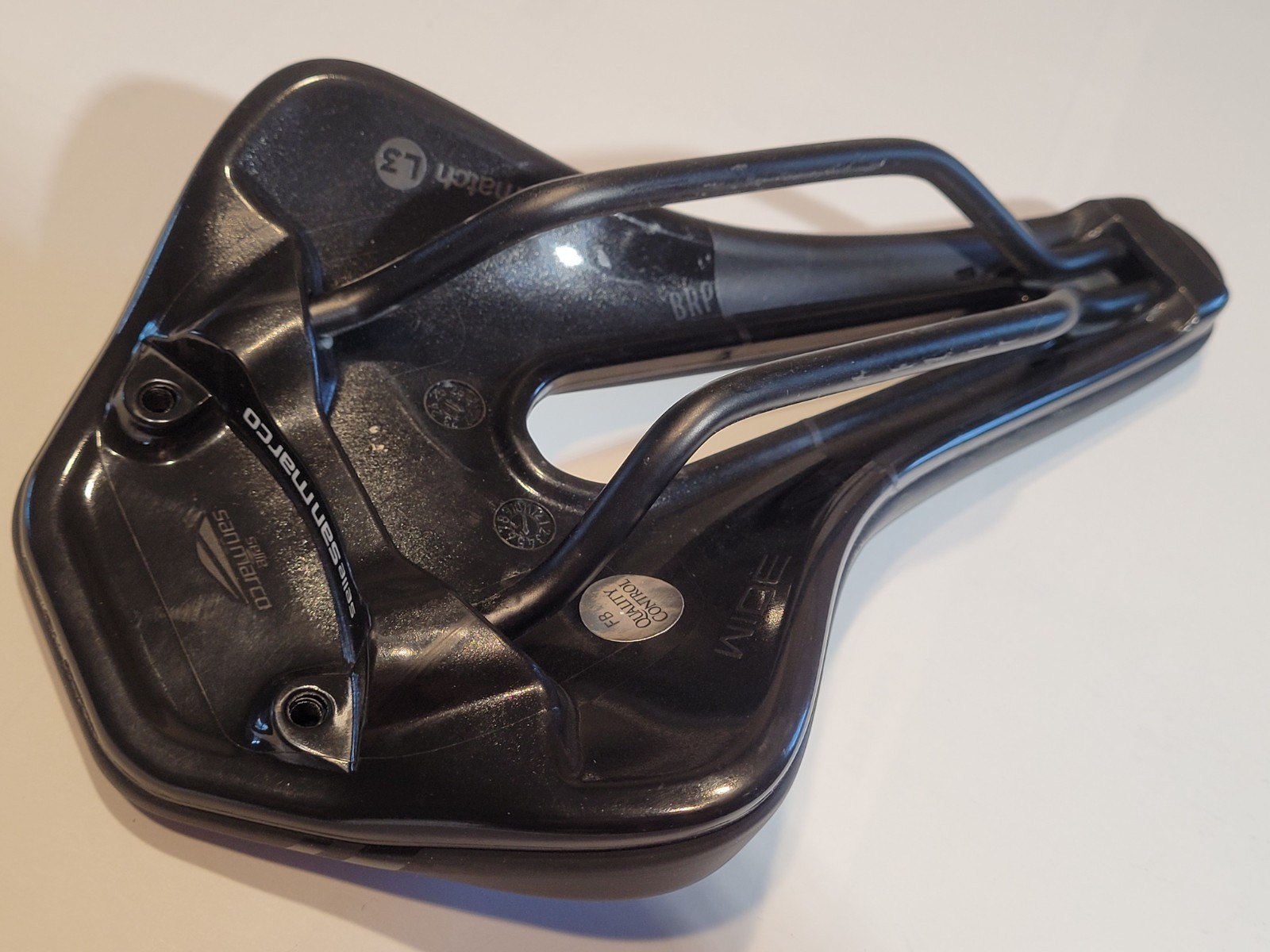 Selle San Marco Ground Dynamic Bike Saddle Wide W 155mm X L 255mm