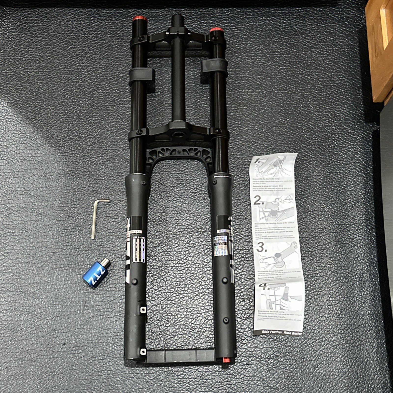 ZTZ 27.5 Inch 4.0 Tire Bike Fork – 180 m Travel, 135mm Hub Spacing, QR 9mm 1 1/8