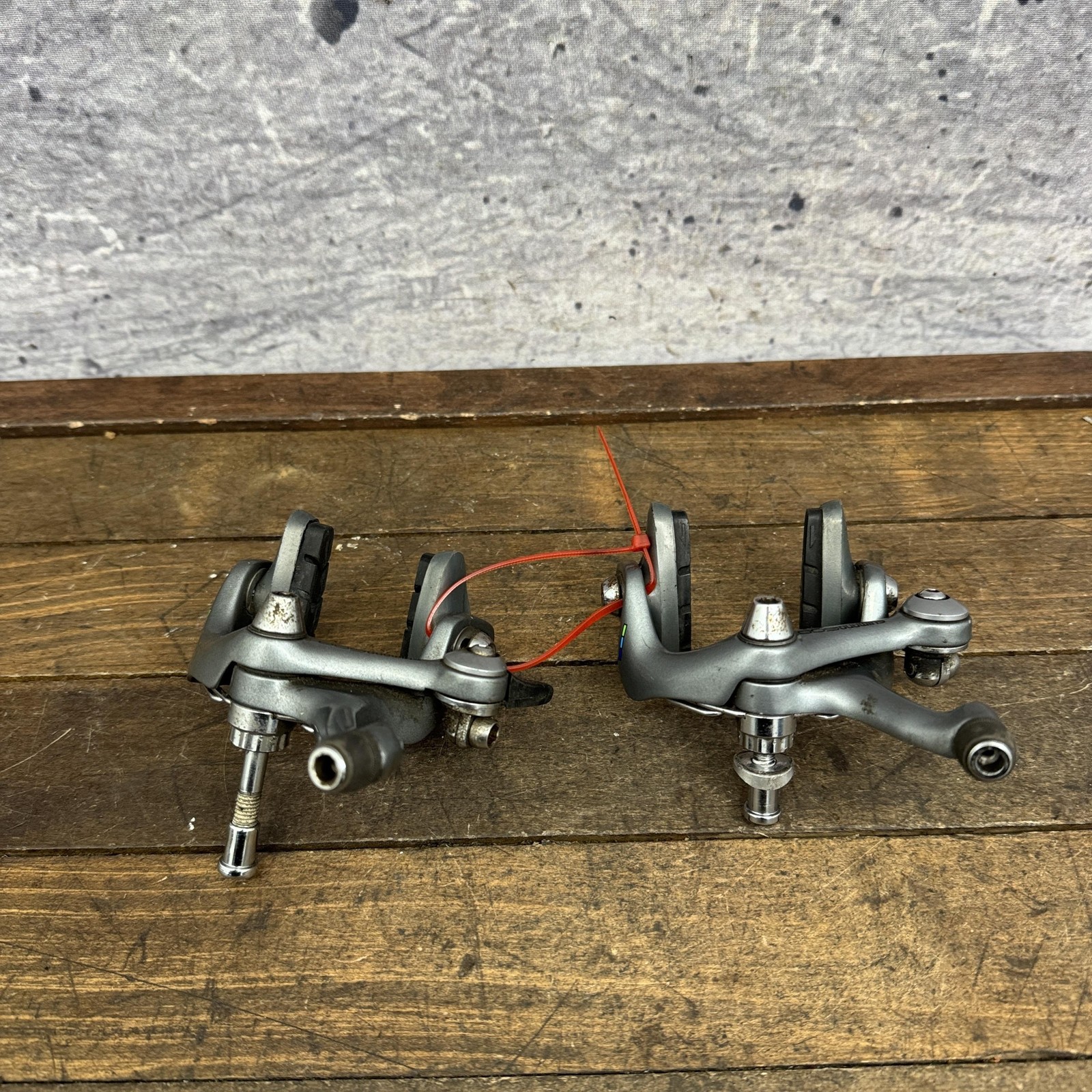 Vintage Shimano 600 BR-6400 Caliper Brake Set Gray Road F/R Japan Single Pivot