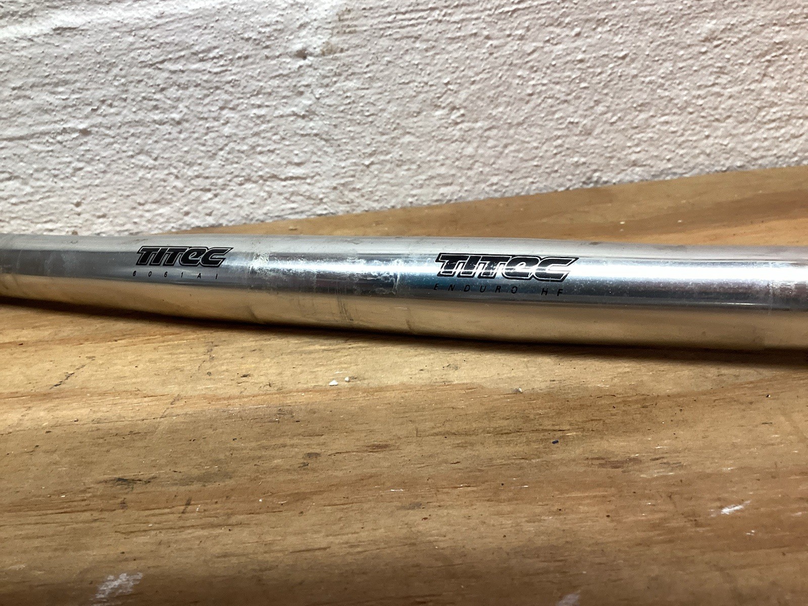 Vintage Titec Enduro HF Flat Mountain Bike Handlebar Polished 560mm 25.4