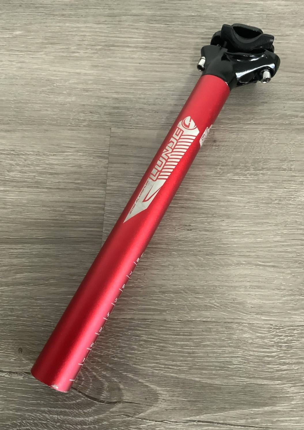 ALLOY SEAT POST 27.2 MM X 280 MM TOTAL LENGTH 294 GRAMS RED