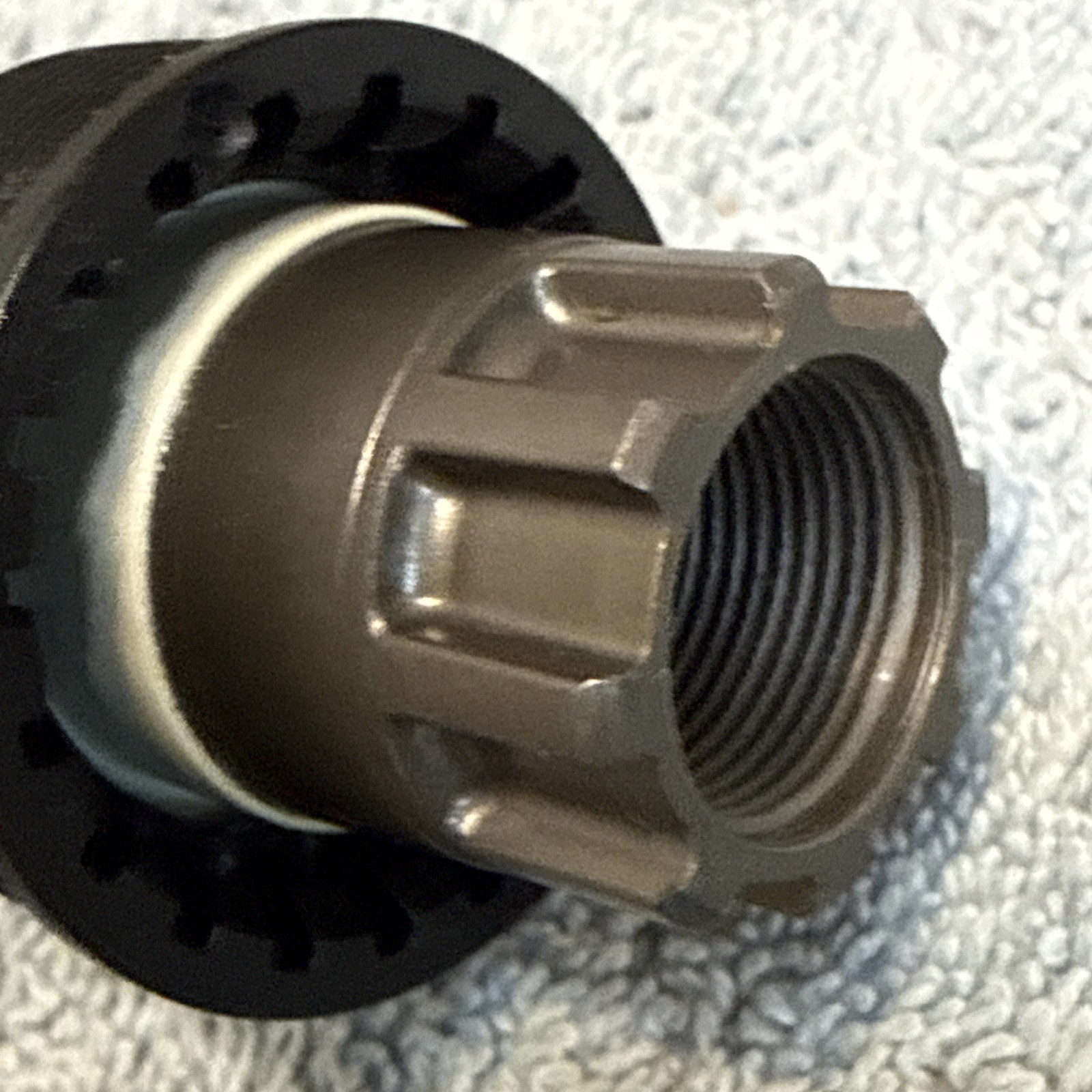 Shimano BB-ES25 Bottom Bracket 68x113mm Octalink V2 Spline English [caw]