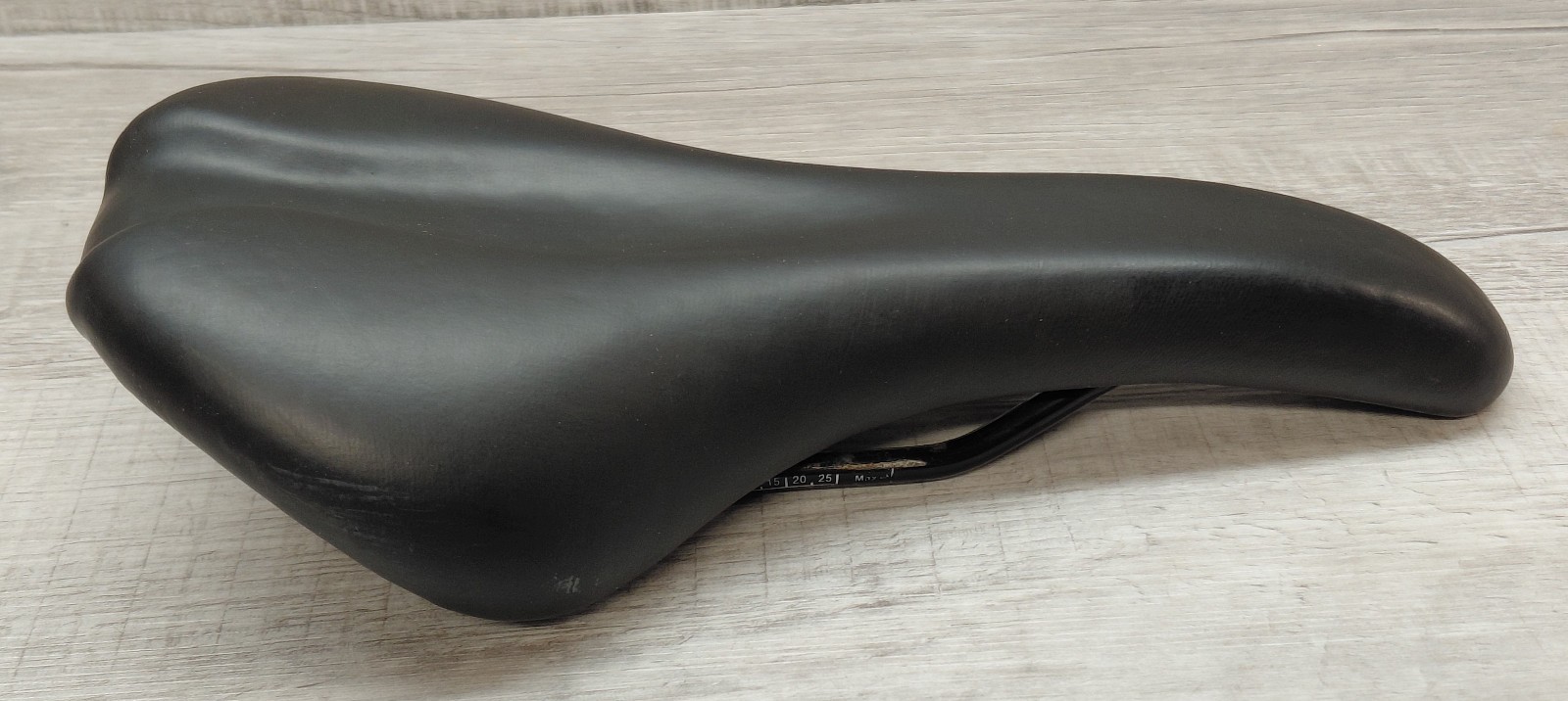 Vintage Velo Road Bike, Bicycle – Comfort Center 280mm x 150 mm – Black