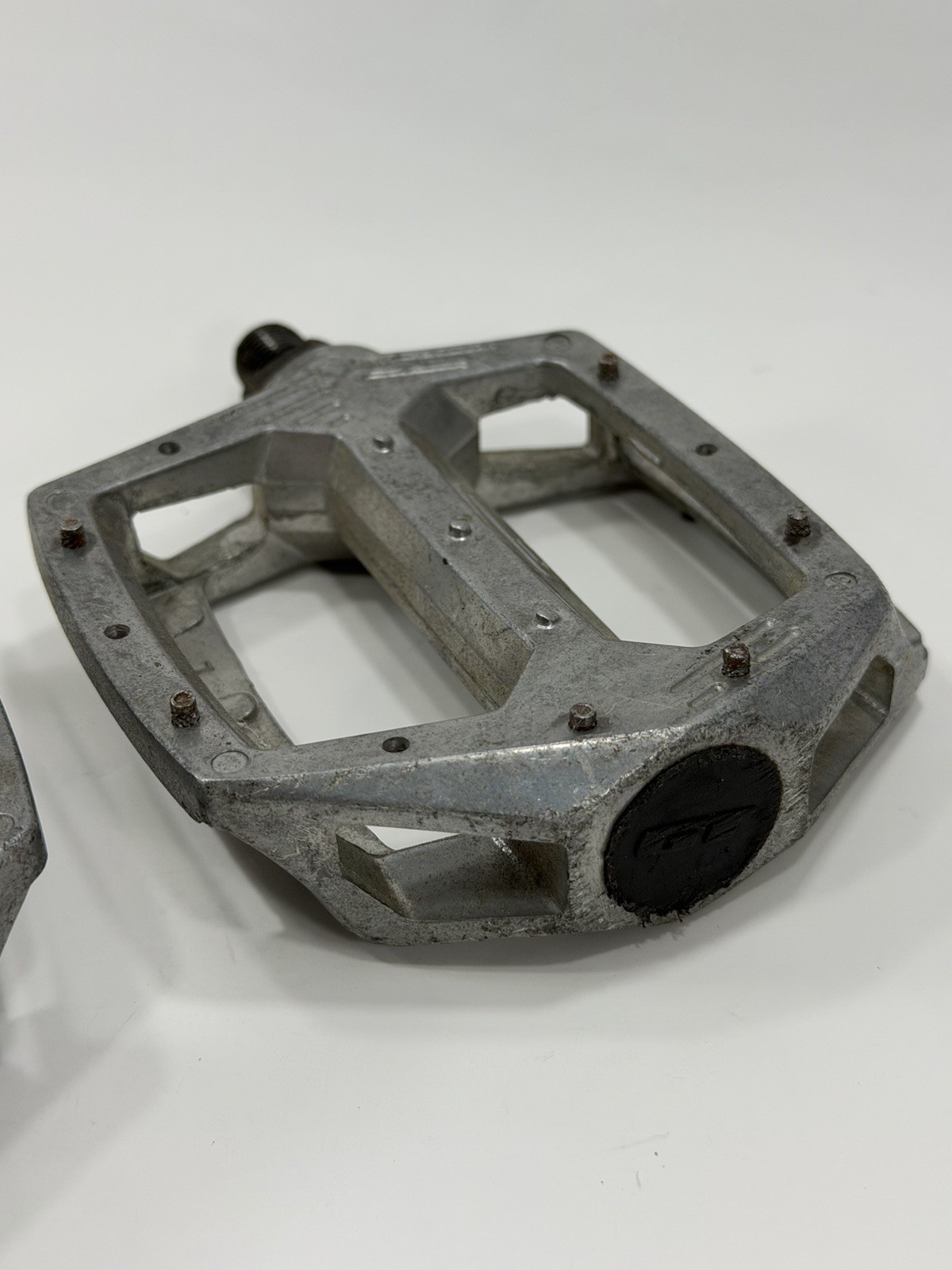 GT Platform Pedals 1/2 in Silver OPC Pair Old School BMX Freestyle Gen 1 Pins OG