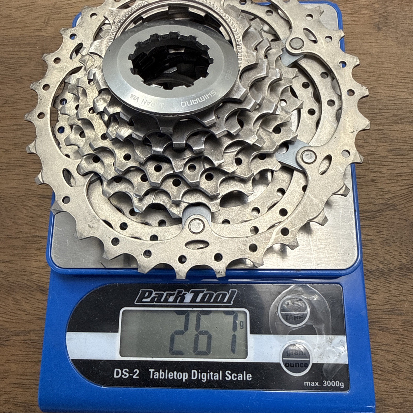 Shimano Ultegra CS-6700 10 Speed 12-30t Cassette w/ Chain