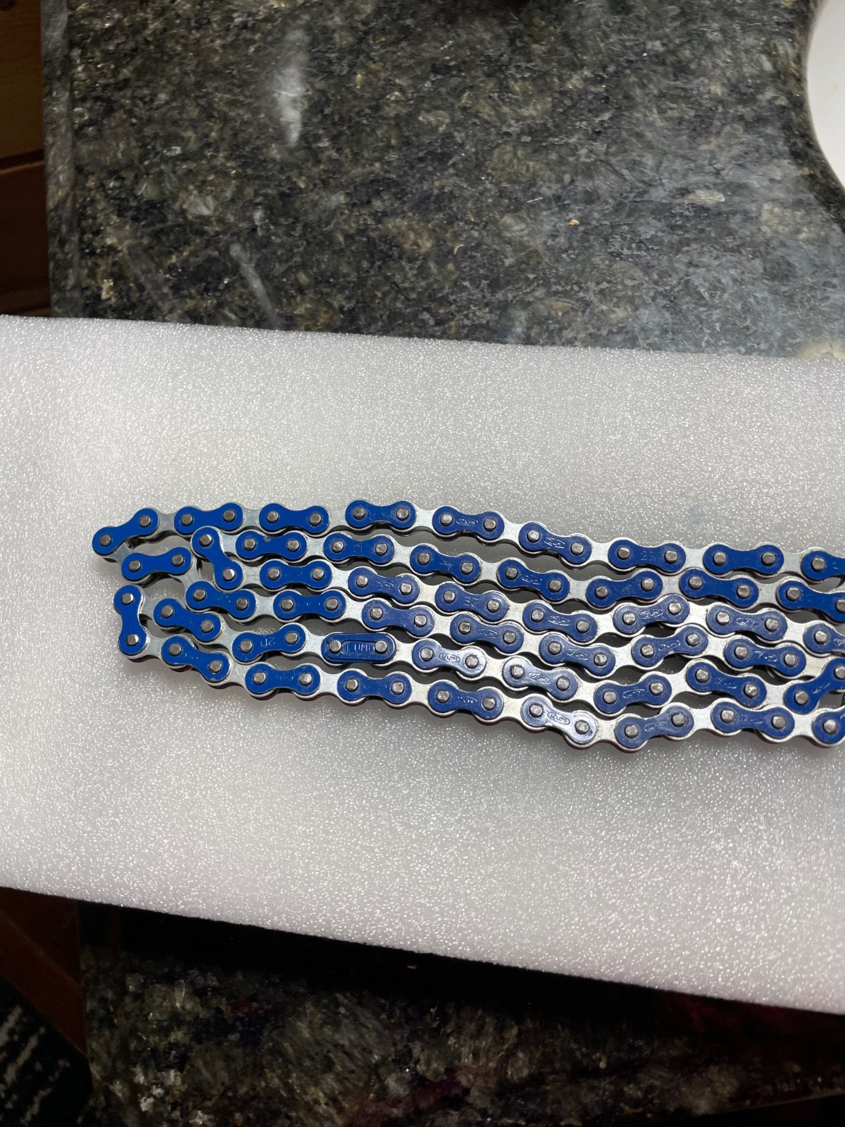 Nos 1982 blue Izumi chain