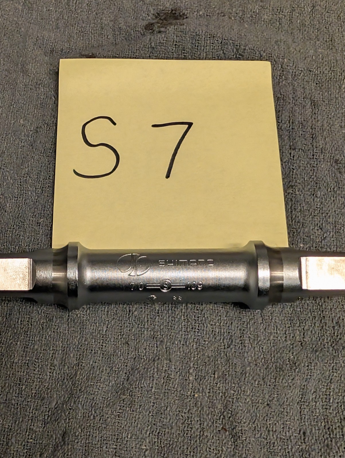Shimano Dura Ace Bottom Bracket Spindle NJS 70×109 Italian Shell
