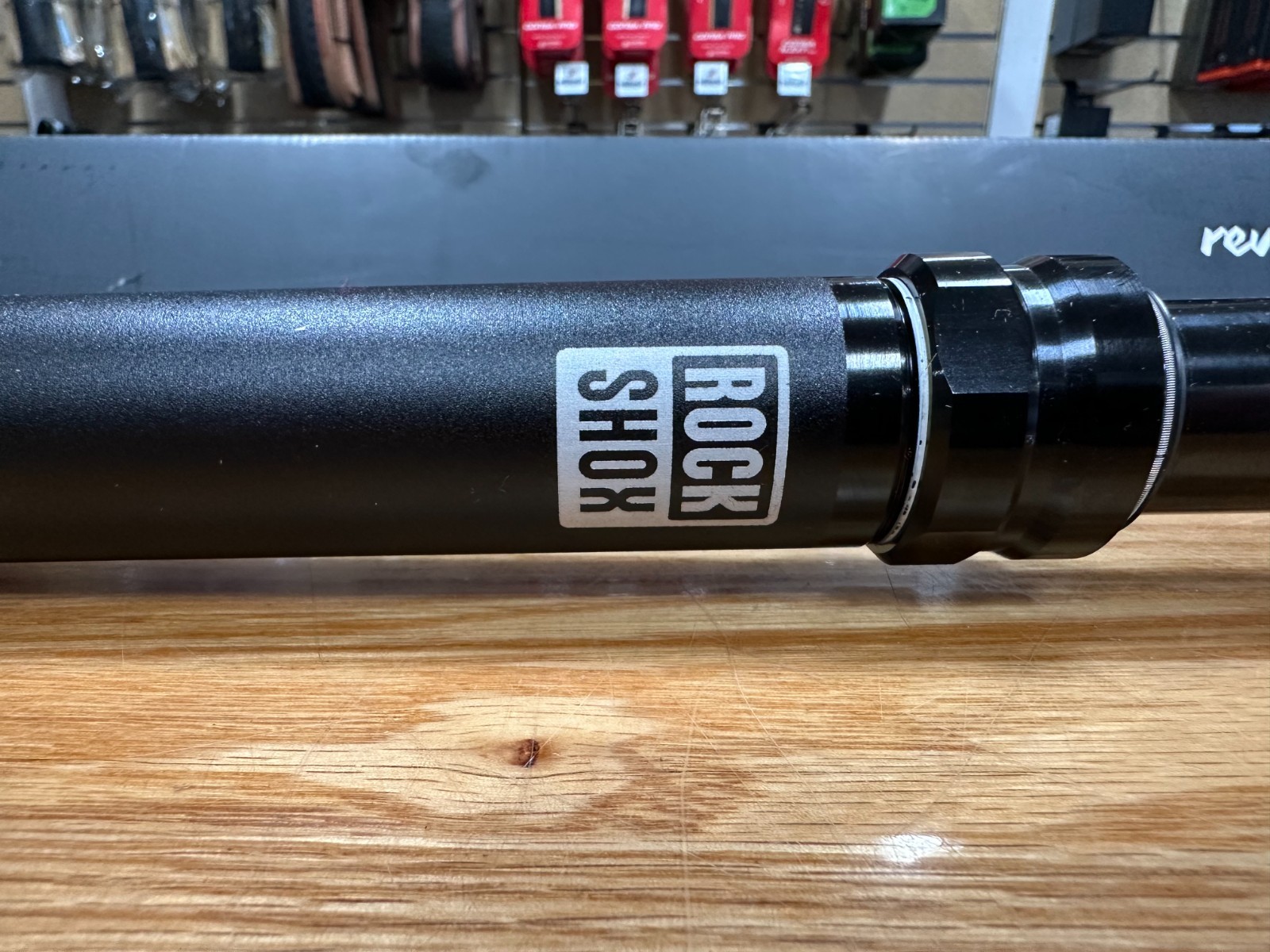 RockShox Reverb Stealth dropper seatpost 200mm travel 30.9 retail $400 #185c