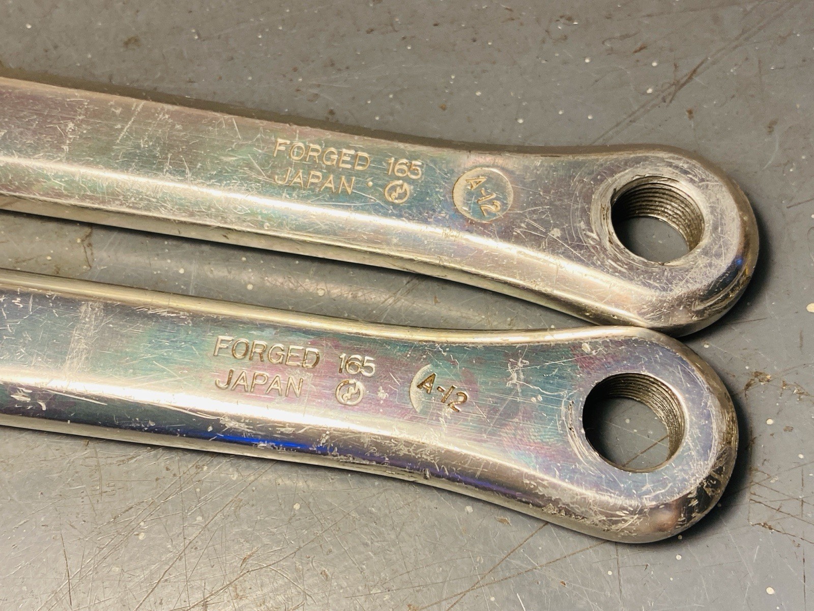 Vintage VGC 1981 Sugino Super Maxy Crankset 165mm 50.4BCD JIS w/ Dust Caps
