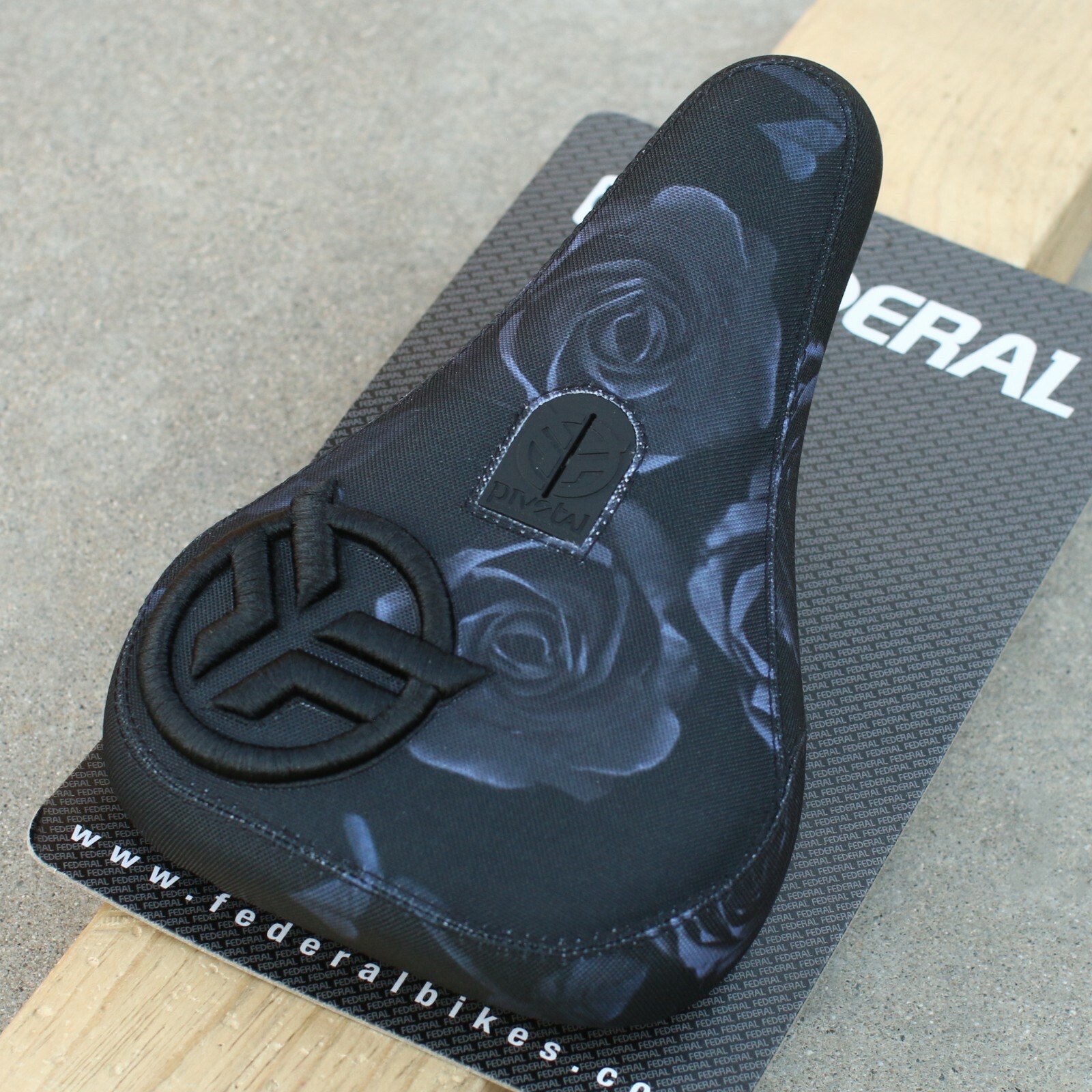 FEDERAL BMX BIKE LOGO BICYCLE PIVOTAL SEAT ROSES GRAY BLACK PRIMO SUNDAY ECLAT