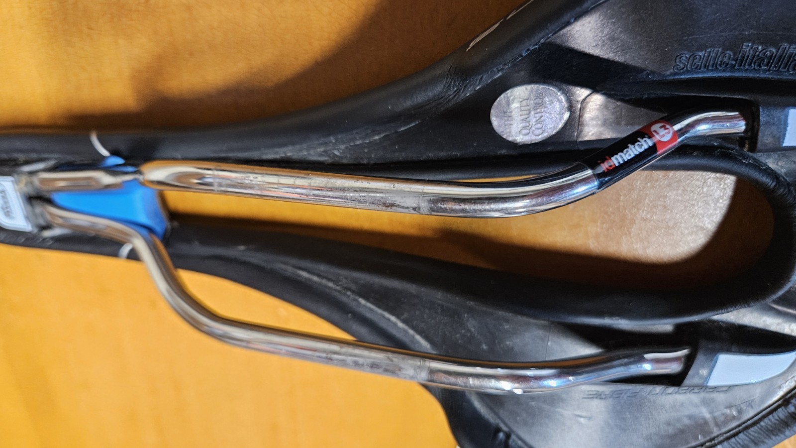 Selle Italia SLR Superflow Ti316 (titanium) L3 275mm X 145mm Saddle – Excellent
