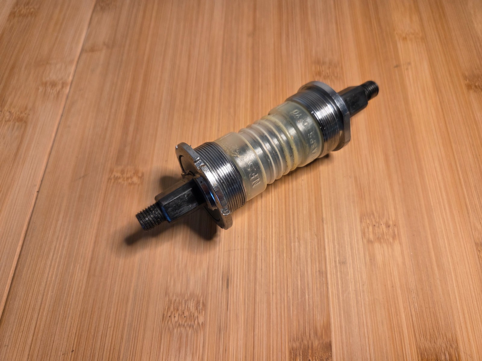 NFS Osaka Tokyo JIS Square Taper Bottom Bracket – BSA 68x119mm