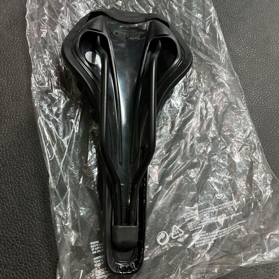 DE ROSA Carbon Panel Saddle Lightweight Black Synthetic Leather New