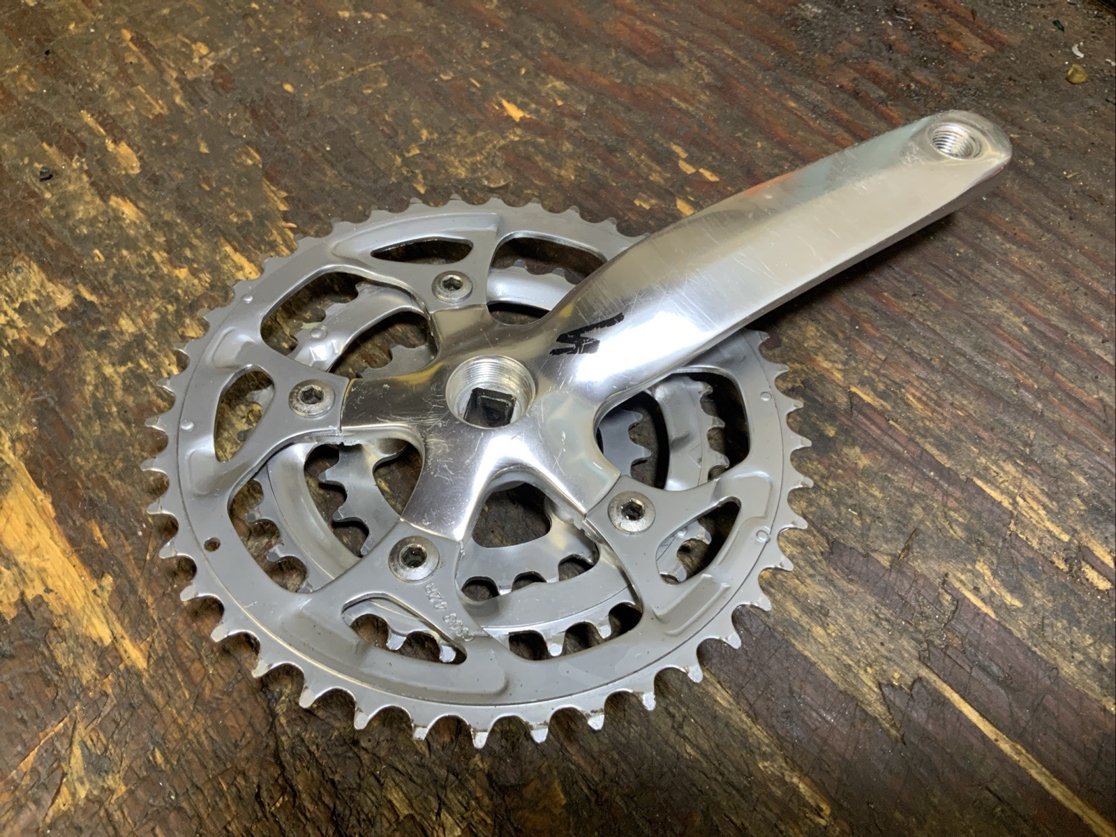Specialized Strong Arm Expert Triple MTB Crankset by Sugino 42/32/22t 8 Sp 170mm